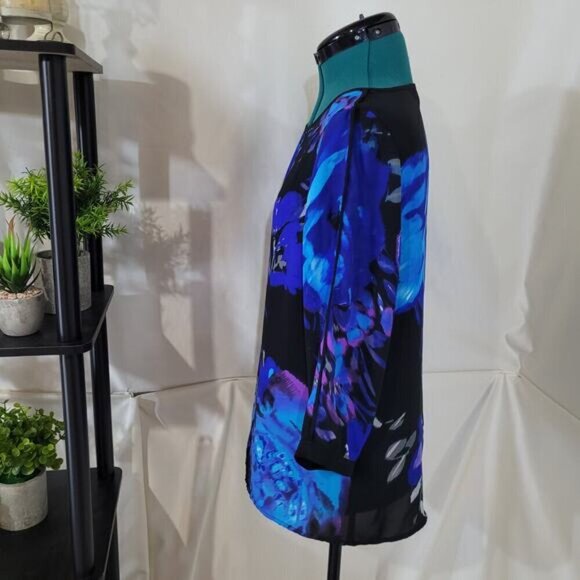 Adrianna Papell Vibrant Blue and Purple Floral Blouse - Size Medium - Picture 3 of 10